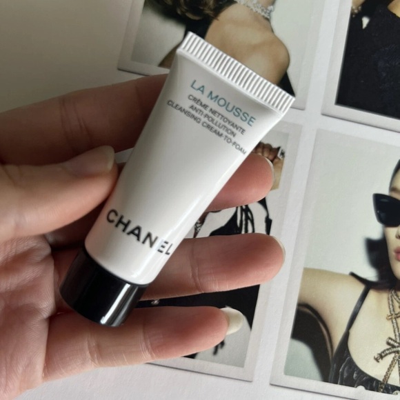 NEW CHANEL LA MOUSSE Anti-Pollution Cleansing Cream-to-Foam Sample - Picture 1 of 2